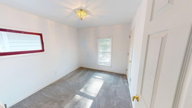 Building Photo - 239 S Harris Ave