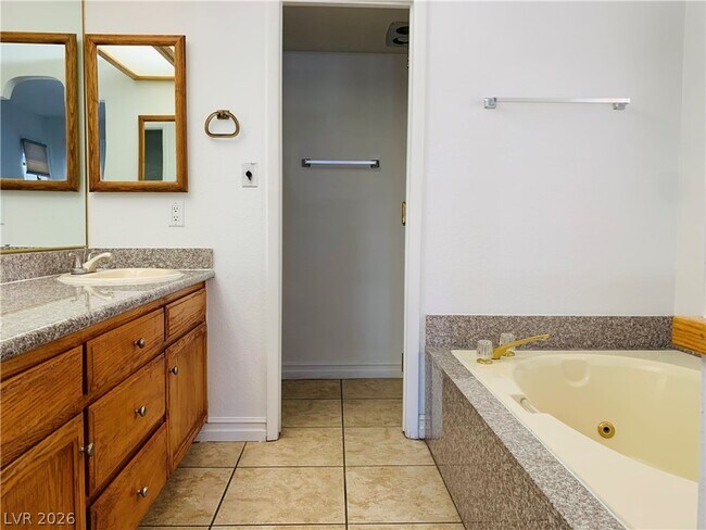 Building Photo - 4069 Nook Way