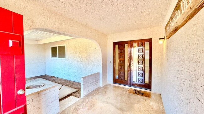 Building Photo - Wonderful Single-Story Home with Remodeled...