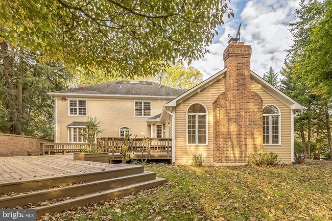 Building Photo - 2527 Hunter Mill Rd