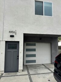 Building Photo - 4454 Turquoise St