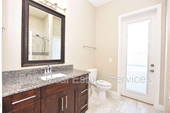 Building Photo - 6986 Highlands Creek Ave