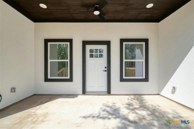 Building Photo - 121 Diamond Head Dr