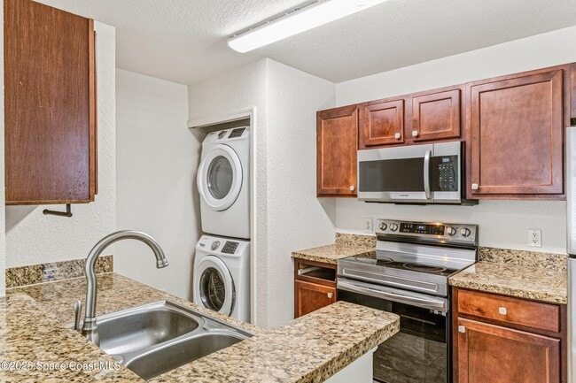 Building Photo - 3511 D'Avinci Way