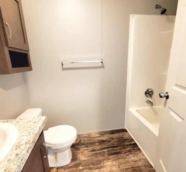 Building Photo - 9792 Spinnaker Dr