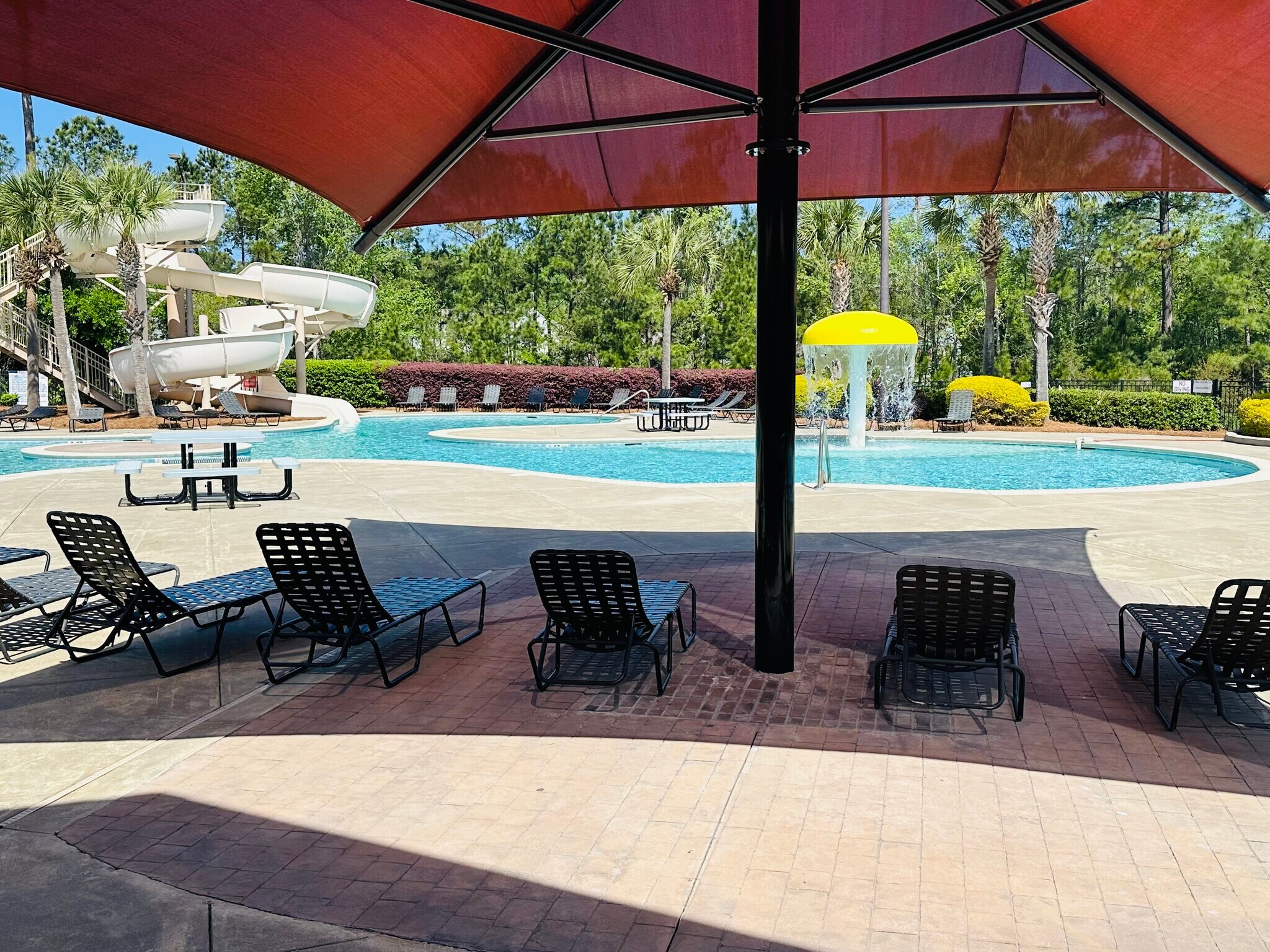 Building Photo - 226 Willow Point Cir