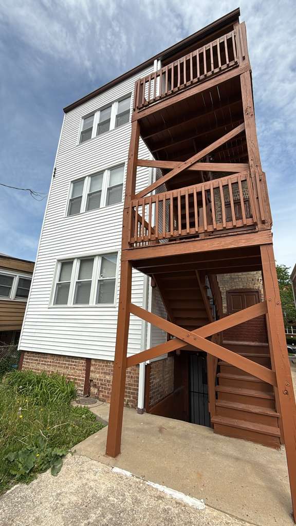Building Photo - 8210 S Marshfield Ave