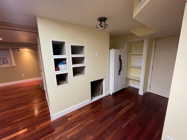 Building Photo - 572 W 6300 S