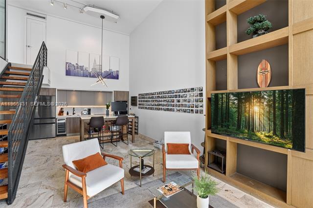 Building Photo - 7744 Collins Ave