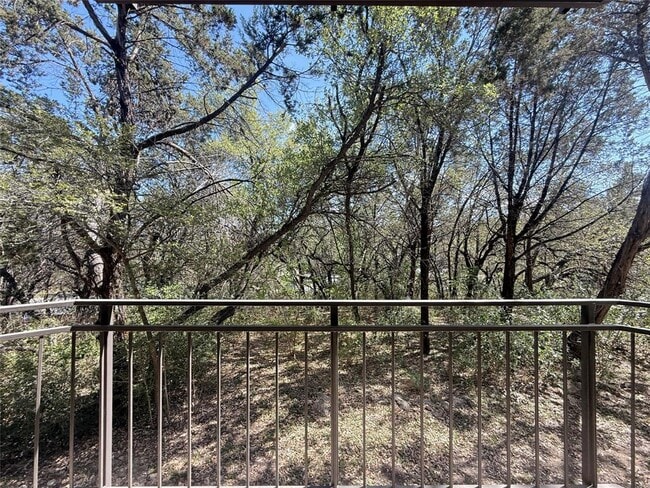 Building Photo - 6000 Shepherd Mountain Cove