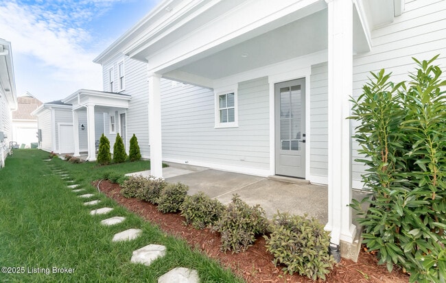 Building Photo - 6100 Passionflower Dr
