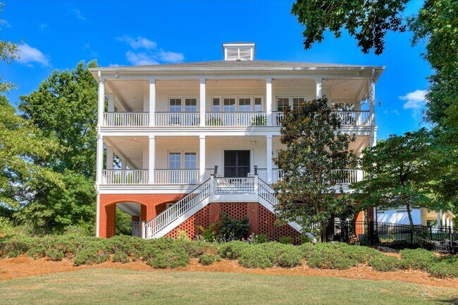 Primary Photo - 501 John Fox's Run