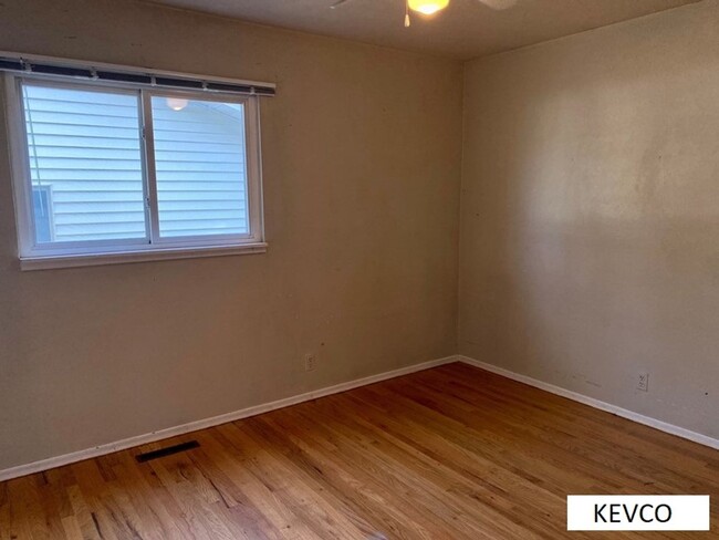 Building Photo - Spacious Home Near CSU!