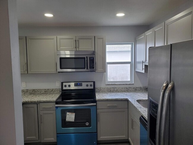 Building Photo - 516 NW 53rd St