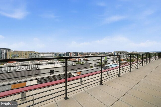 Building Photo - 1625 Eckington Pl NE