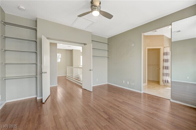 Building Photo - 971 Whispering Grove Ave