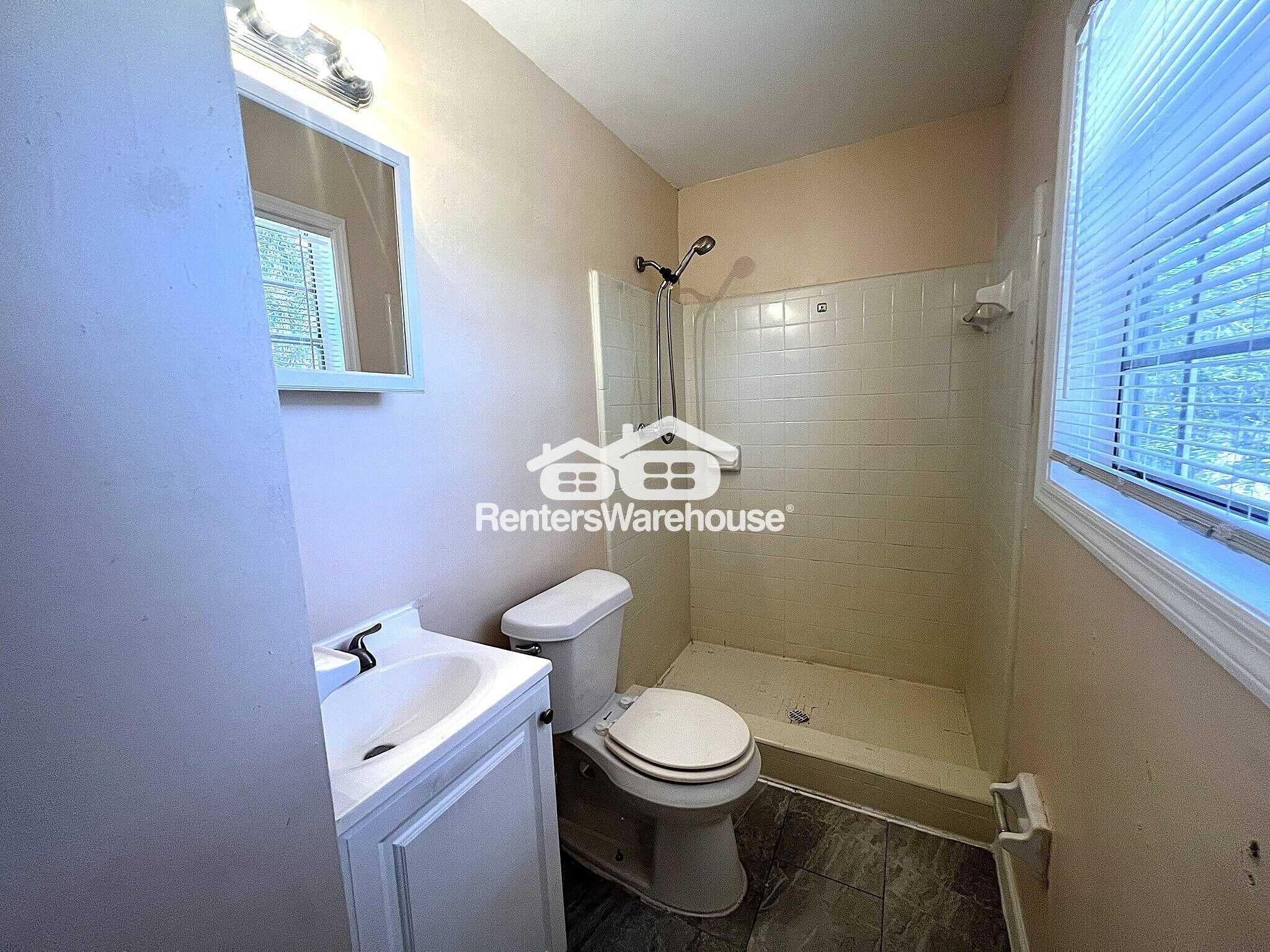 Building Photo - 3575 Leisure Ln