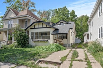 Building Photo - SPACIOUS 4BD/2BA House in the heart of Como near U of M! Avail. 9/1/26!
