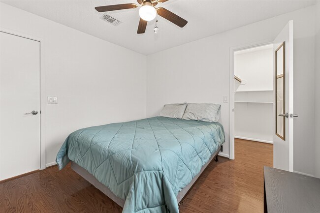 Building Photo - 1506 Apple Park Dr