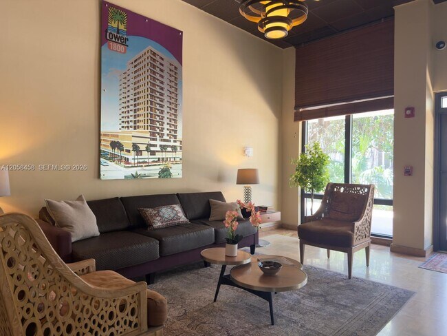 Building Photo - 1800 Collins Ave