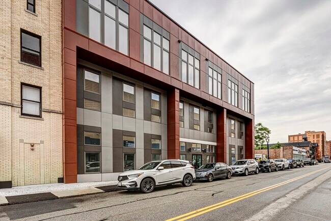 Building Photo - 80 Middlesex St