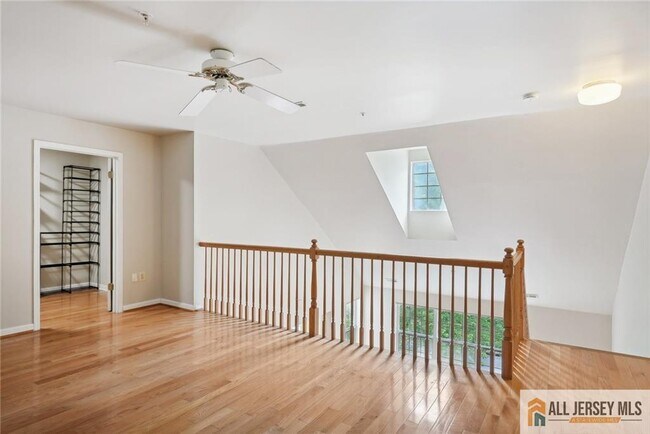 Building Photo - 624 Brickhouse Rd
