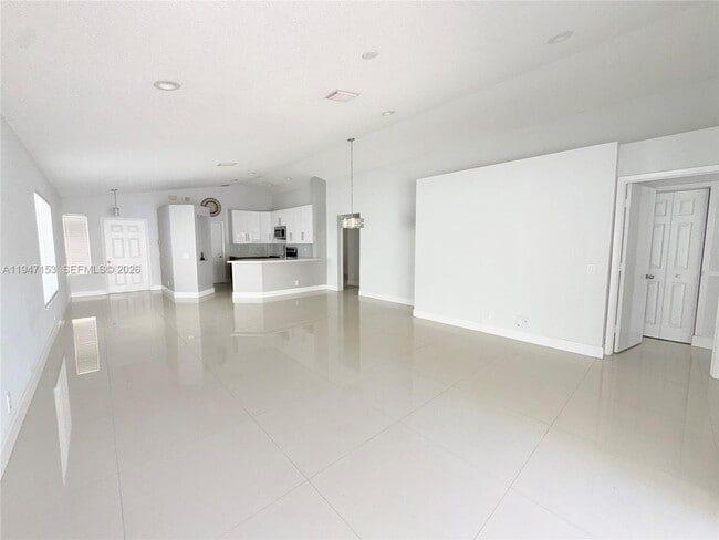 Building Photo - 1628 Salerno Cir