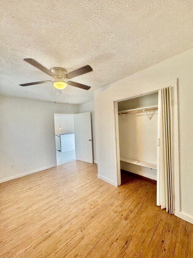 Building Photo - Spacious 4 Bedroom / 3 Bath Home for Rent – Westside Corpus Christi (Section 8 Welcomed)