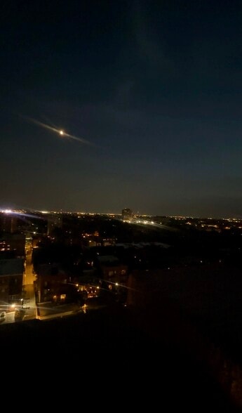 Night Scene (Rooftop Bar) - 1767 N Milwaukee Ave
