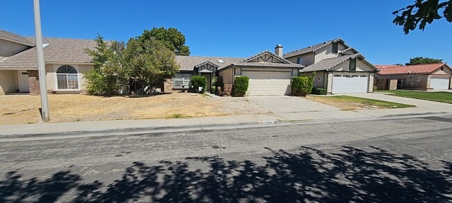 Building Photo - 2341 Langhorn St