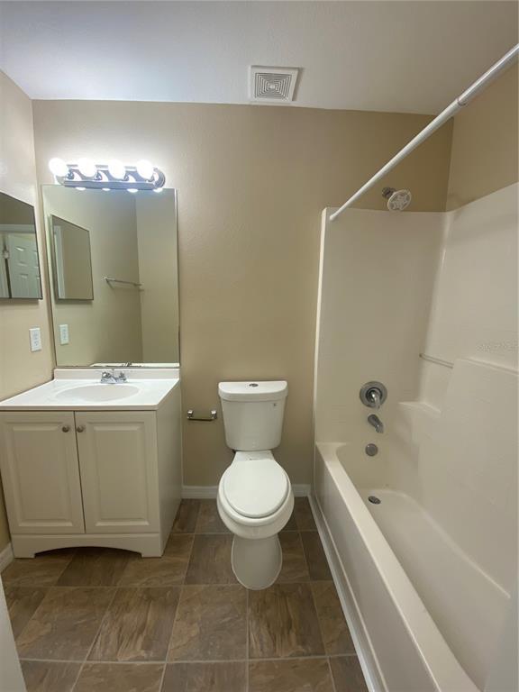 Building Photo - 30302 Double Dr