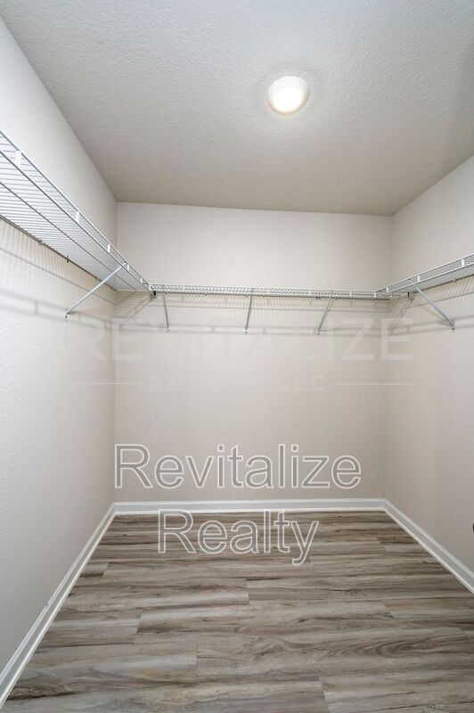 Building Photo - 22360 Aleutian Ave