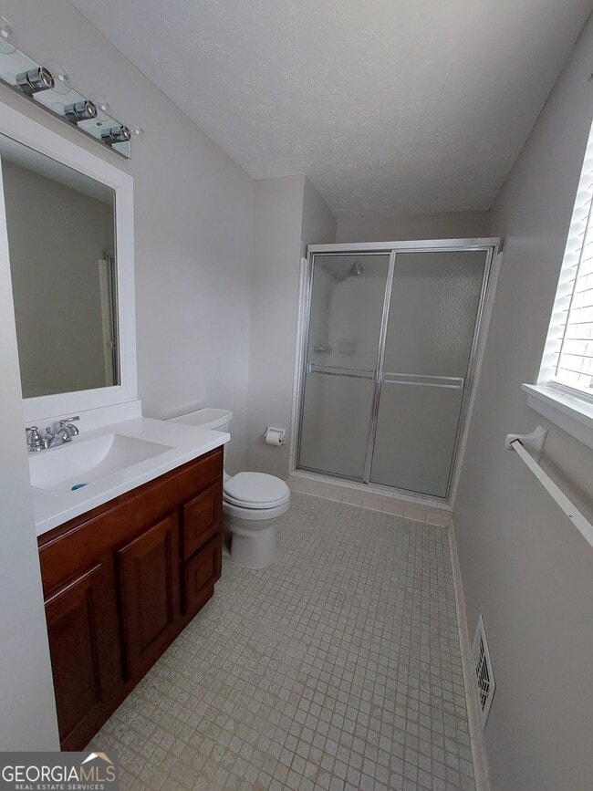 Building Photo - 710 Georgia Ave