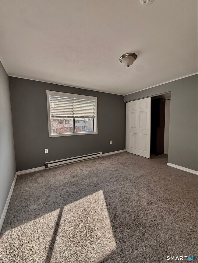 Building Photo - 39 Horton Hill Rd