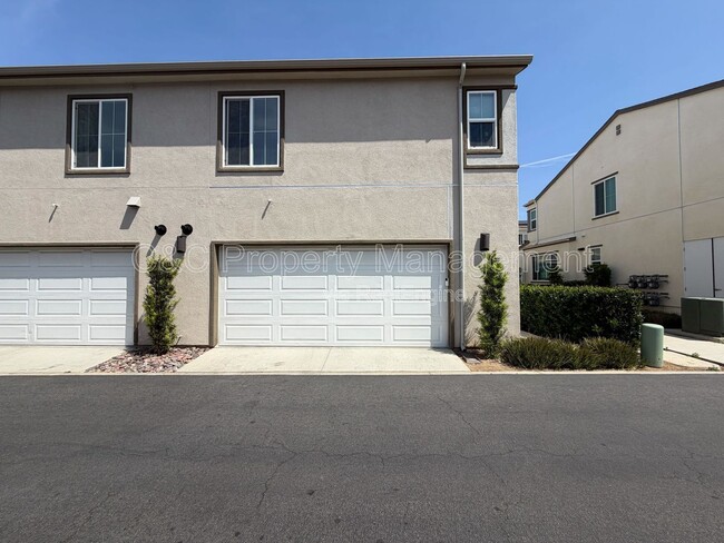 Building Photo - 324 Citrine Trl
