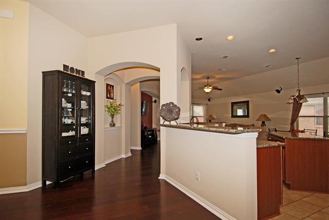 Building Photo - 1208 Westview Dr