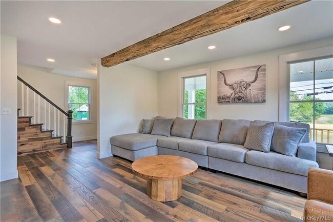 Building Photo - 207 S Plank Rd