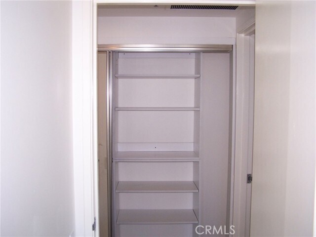 Building Photo - 525 E Seaside Way
