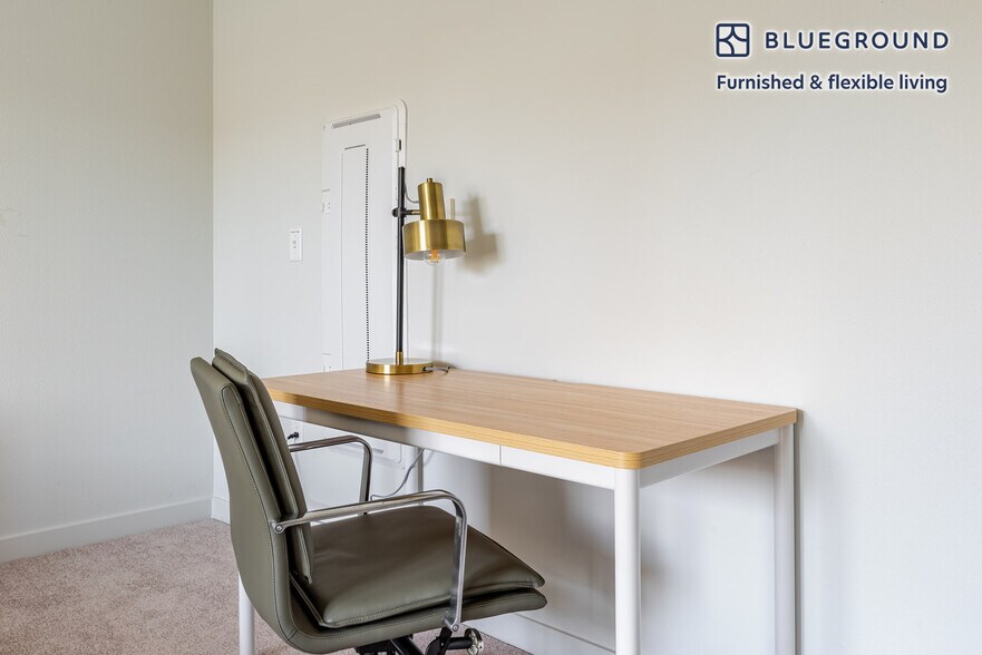 Building Photo - 2077 Haste St