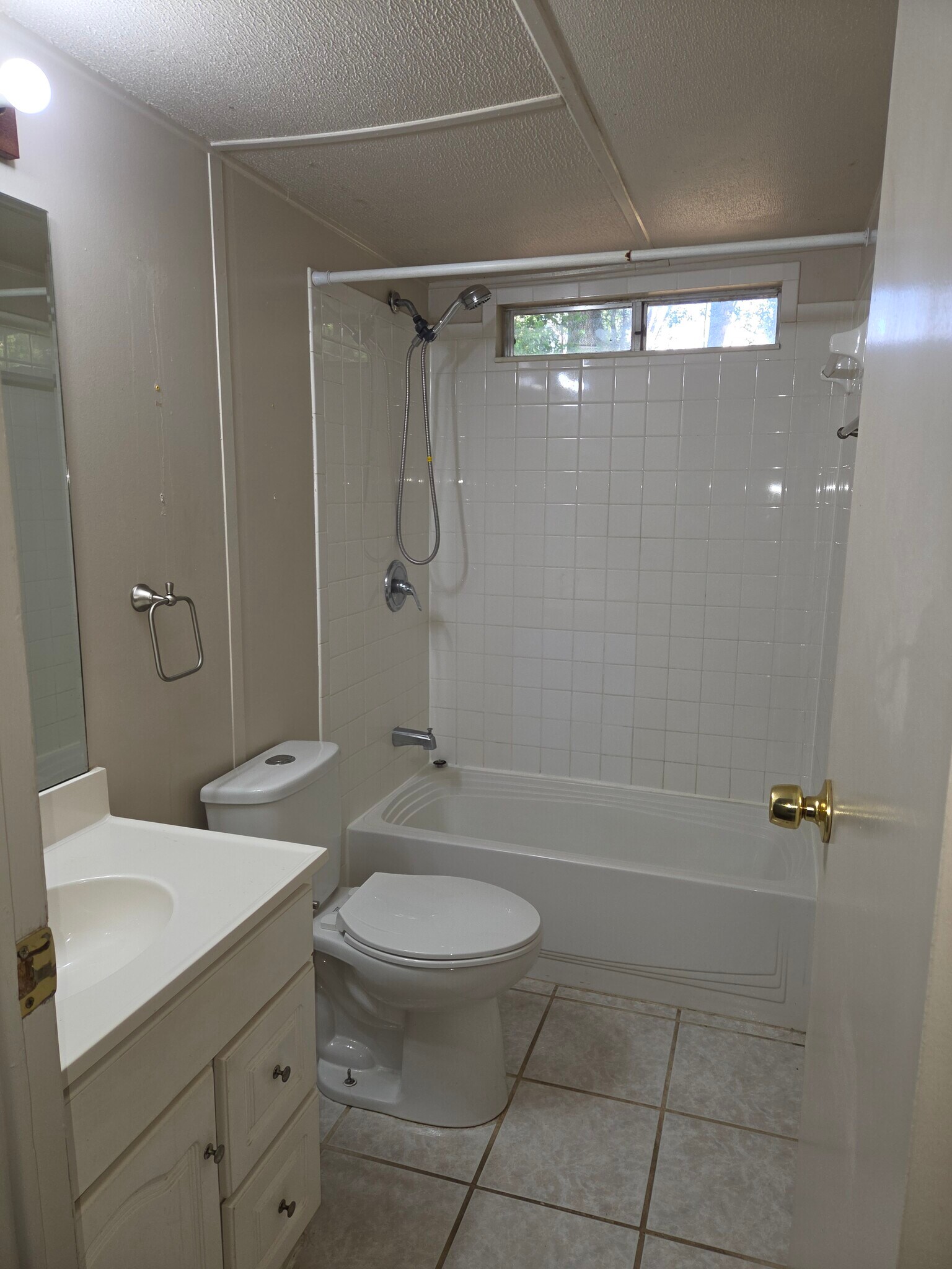 Building Photo - 8047 Mariner St