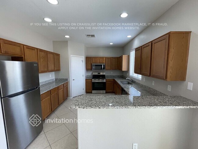 Building Photo - 1894 S 216th Ln