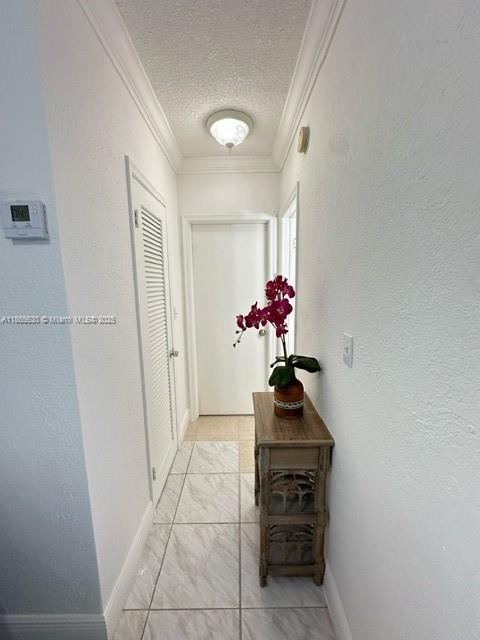 Building Photo - 3901 SW 78th Ct