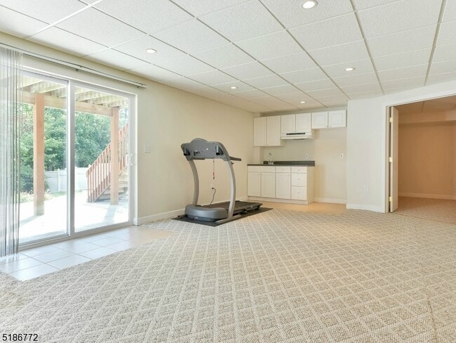 Building Photo - 89 Hill Hollow Rd