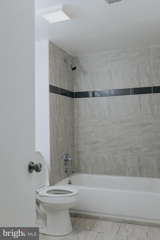 Building Photo - 2511 Madison Ave