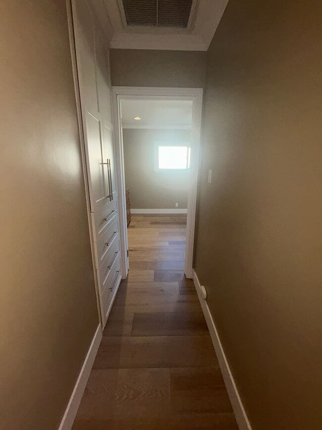 Building Photo - Newly Renovated 3 bed/1 bath House for Rent