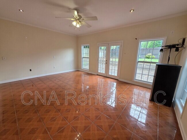 Building Photo - 1713 Paramore Pl NE