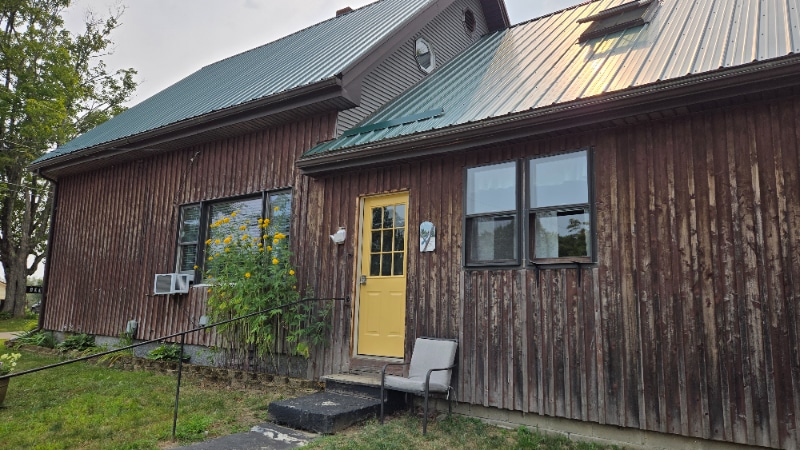 Building Photo - 303 Mccard Rd