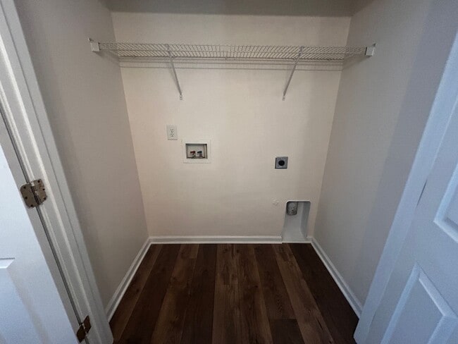 Building Photo - Lovely 3 Bedroom Home in Kyliglen!