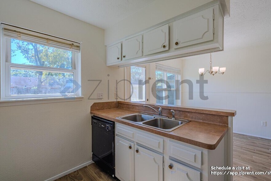 Building Photo - 958 Wavecrest Ln