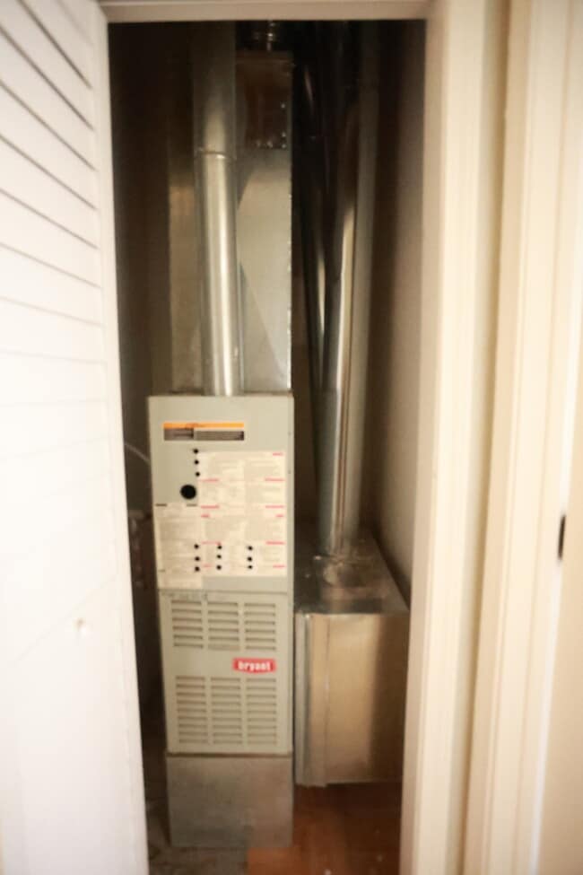 Building Photo - 637 W 59th St